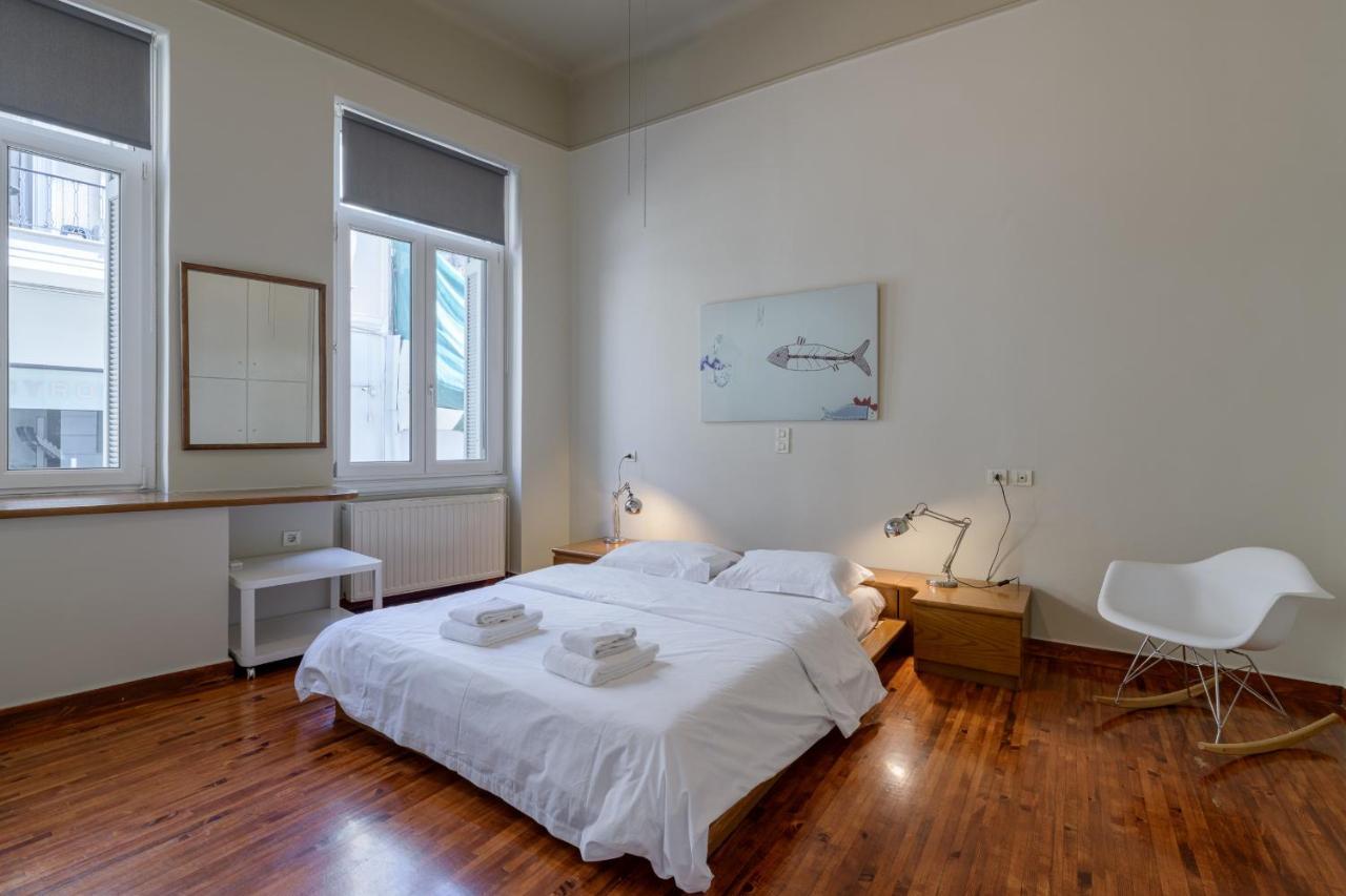 Вилла A Beautiful 2 Bdr House In The Heart Of Plaka Афины Экстерьер фото