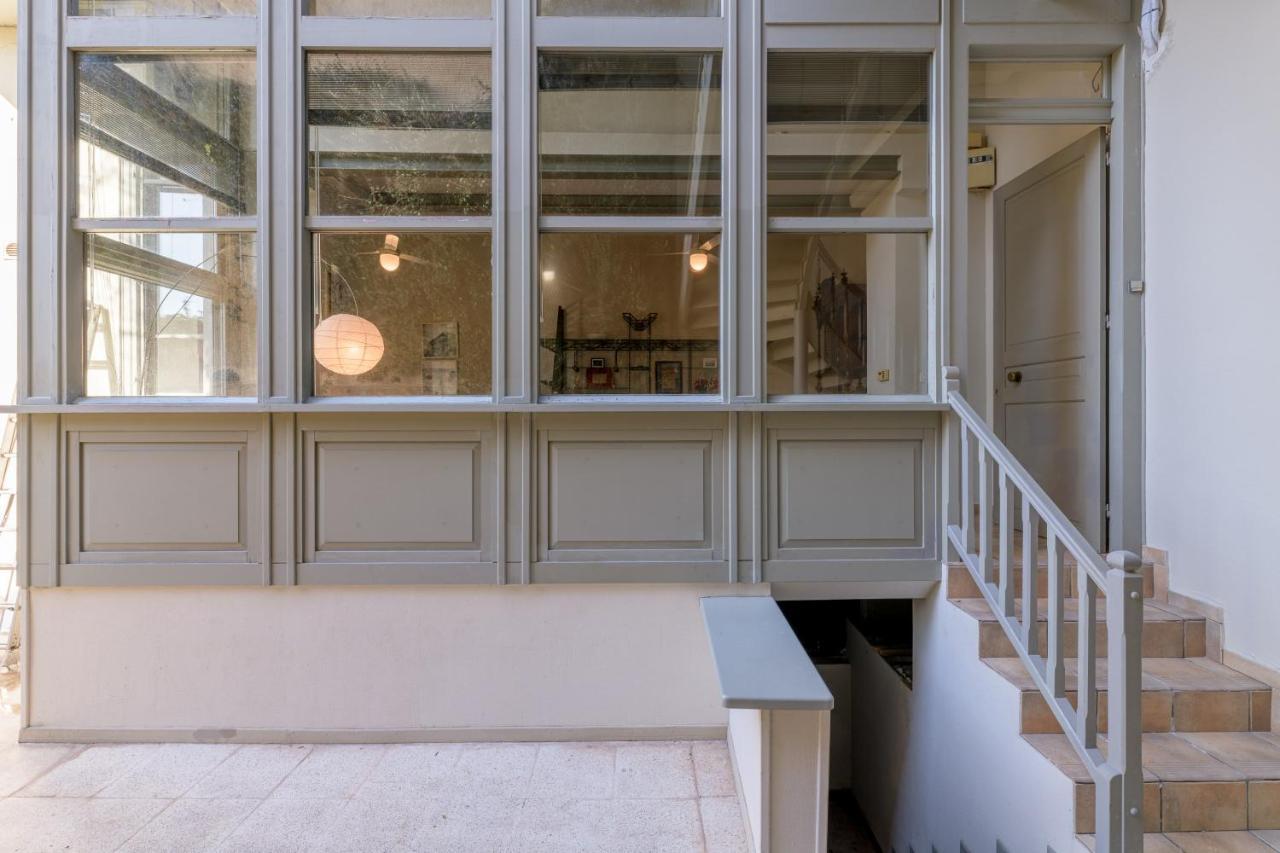 Вилла A Beautiful 2 Bdr House In The Heart Of Plaka Афины Экстерьер фото