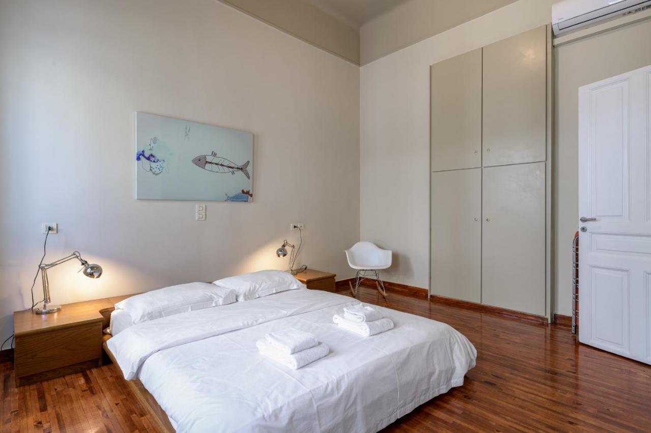 Вилла A Beautiful 2 Bdr House In The Heart Of Plaka Афины Экстерьер фото